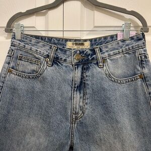 Rock & Roll straight leg cropped high rise capri  vintage blue jeans W29 L 25